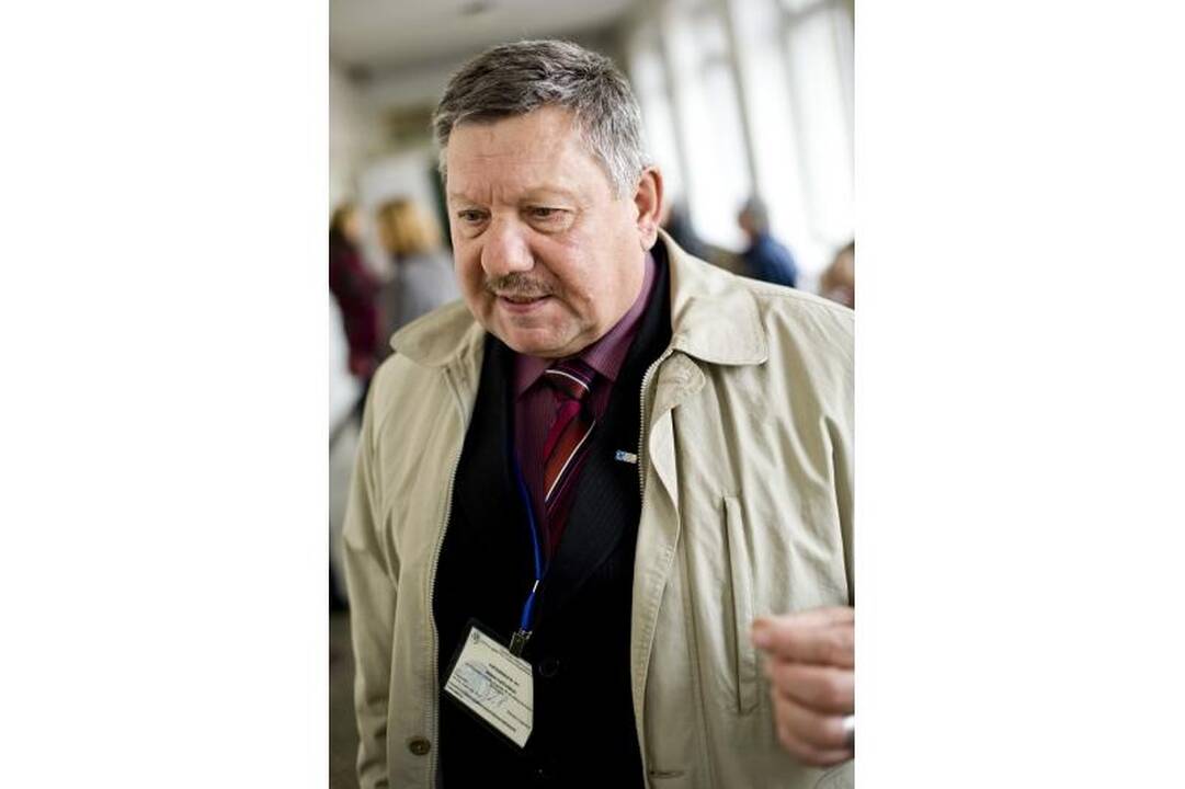 Kaune balsavęs V.Romanovas pastebėjo pažeidimą
