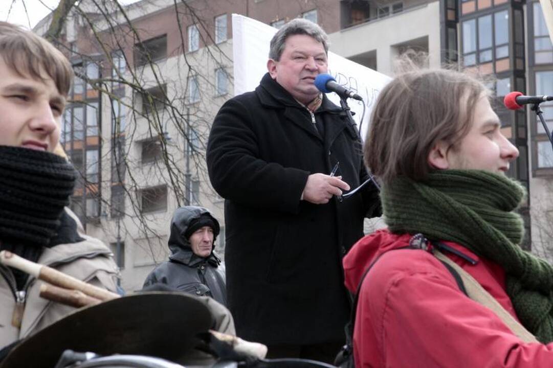 Sergantiems vėžiu - 2 milijonai litų