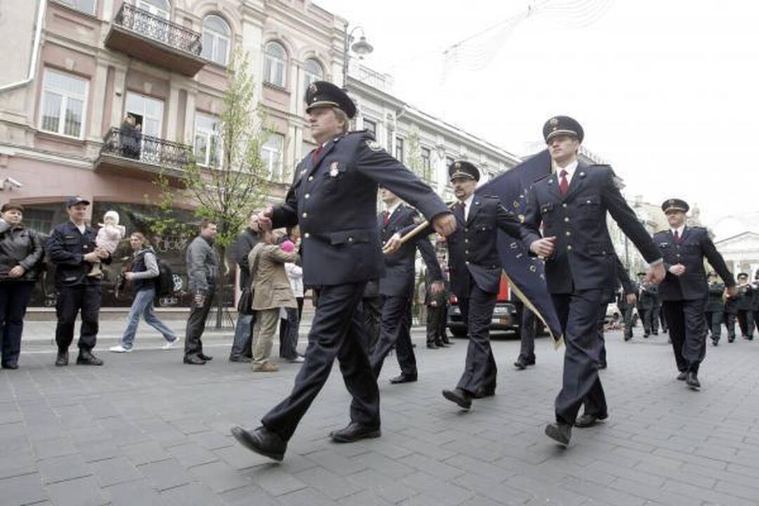 Šv.Florijono dieną - paradas ir padėkos ugniagesiams