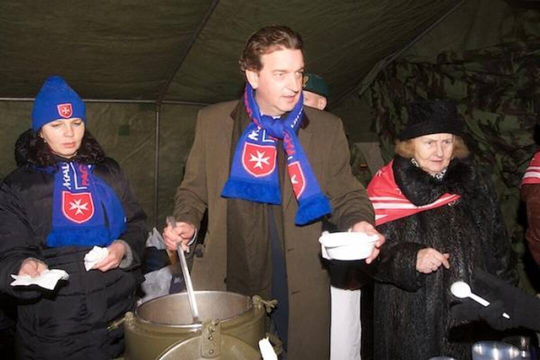 Kalėdinė sriuba prie žibančios Rotušės eglės