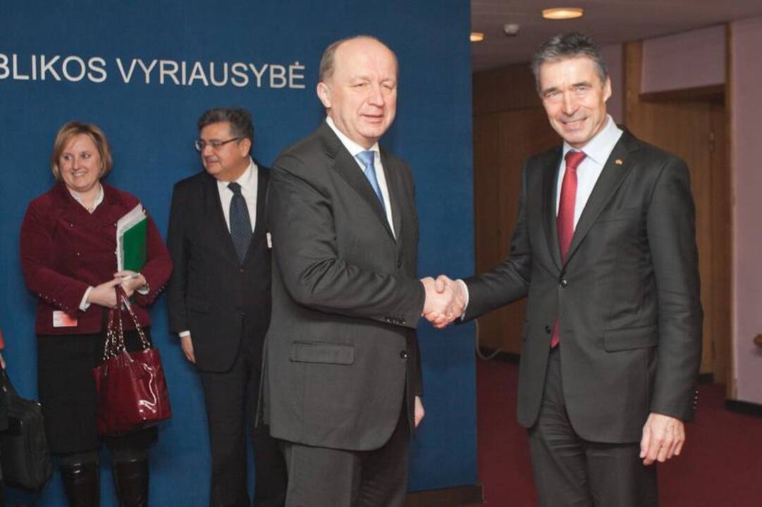 NATO vadovas: patikima finansinė politika yra saugumo dalis