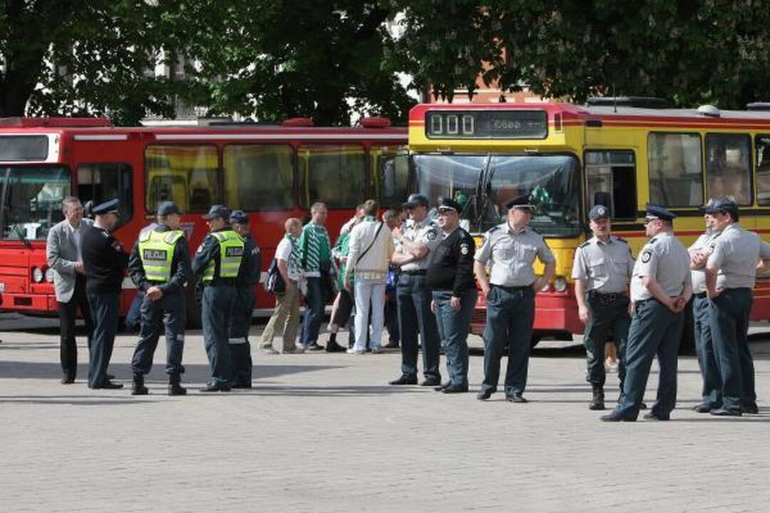 „Žalgirio“ fanai išlydėti į lemiamas LKL finalo rungtynes