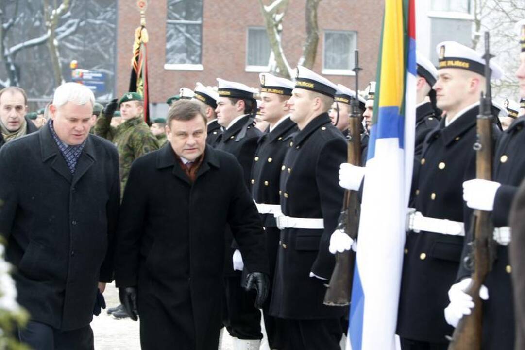  Klaipėdos sukilimo dalyvius pagerbė ir Seimo pirmininkas V. Gedvilas
