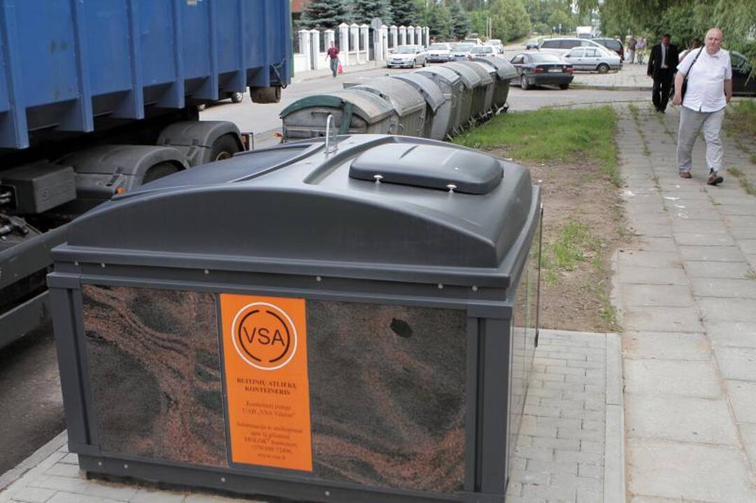 Klaipėdiečių teismui – dar vienas požeminis konteineris