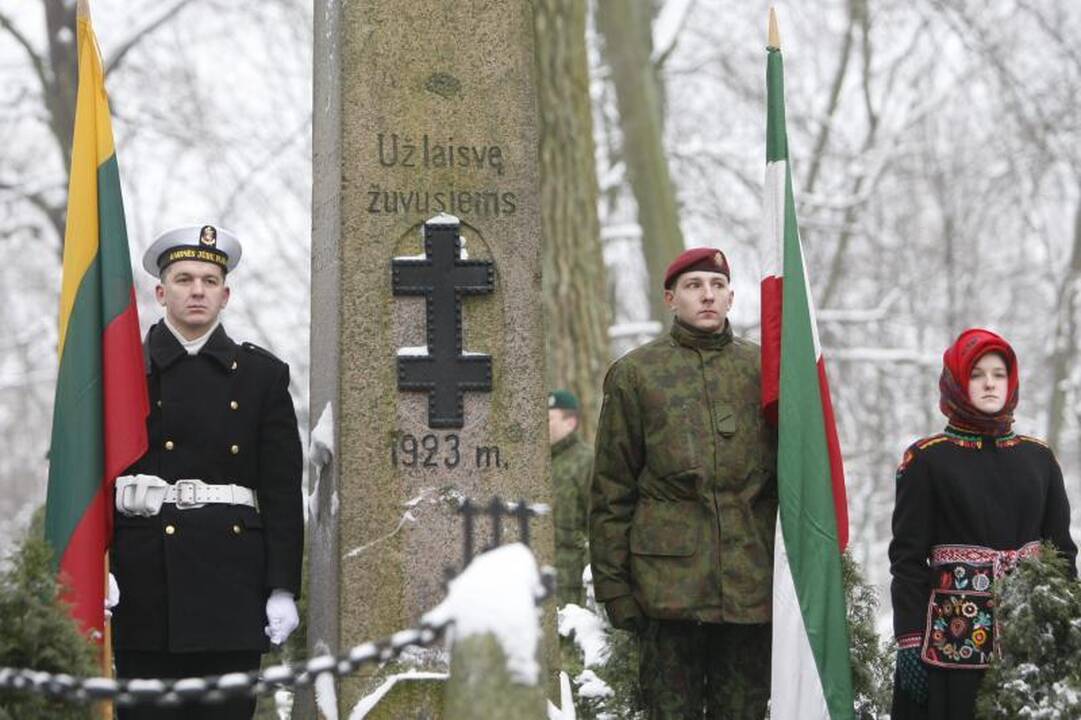  Klaipėdos sukilimo dalyvius pagerbė ir Seimo pirmininkas V. Gedvilas