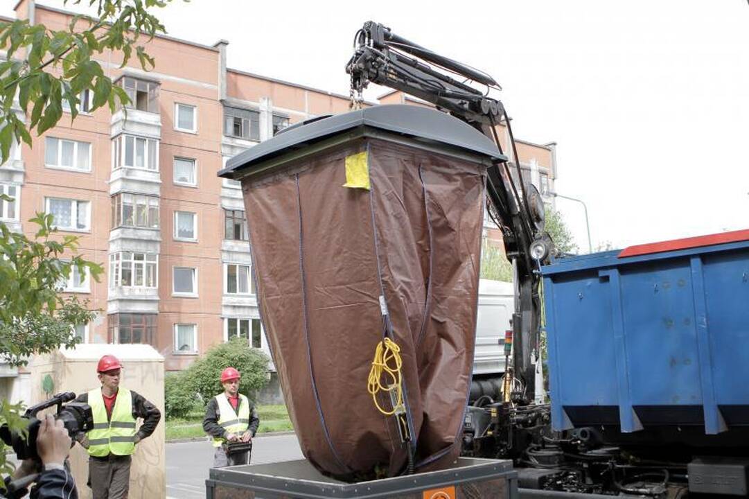 Klaipėdiečių teismui – dar vienas požeminis konteineris
