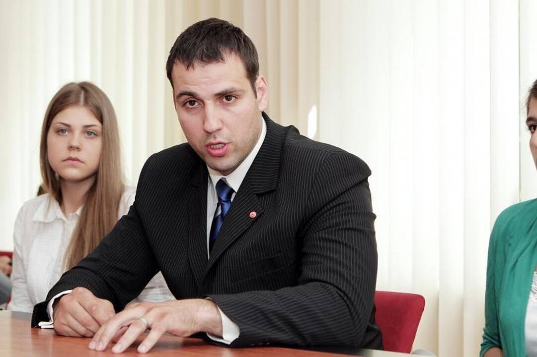 Geriausieji karatė kovotojai sulaukė mero dėmesio