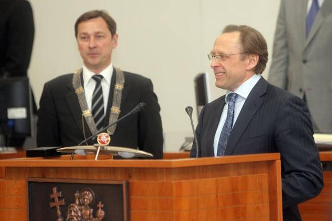 A.Zuokas inauguruotas tarybos posėdžio metu