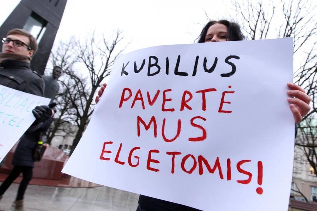 Piketuotojai: neduoti išmaldos - nehumaniška 