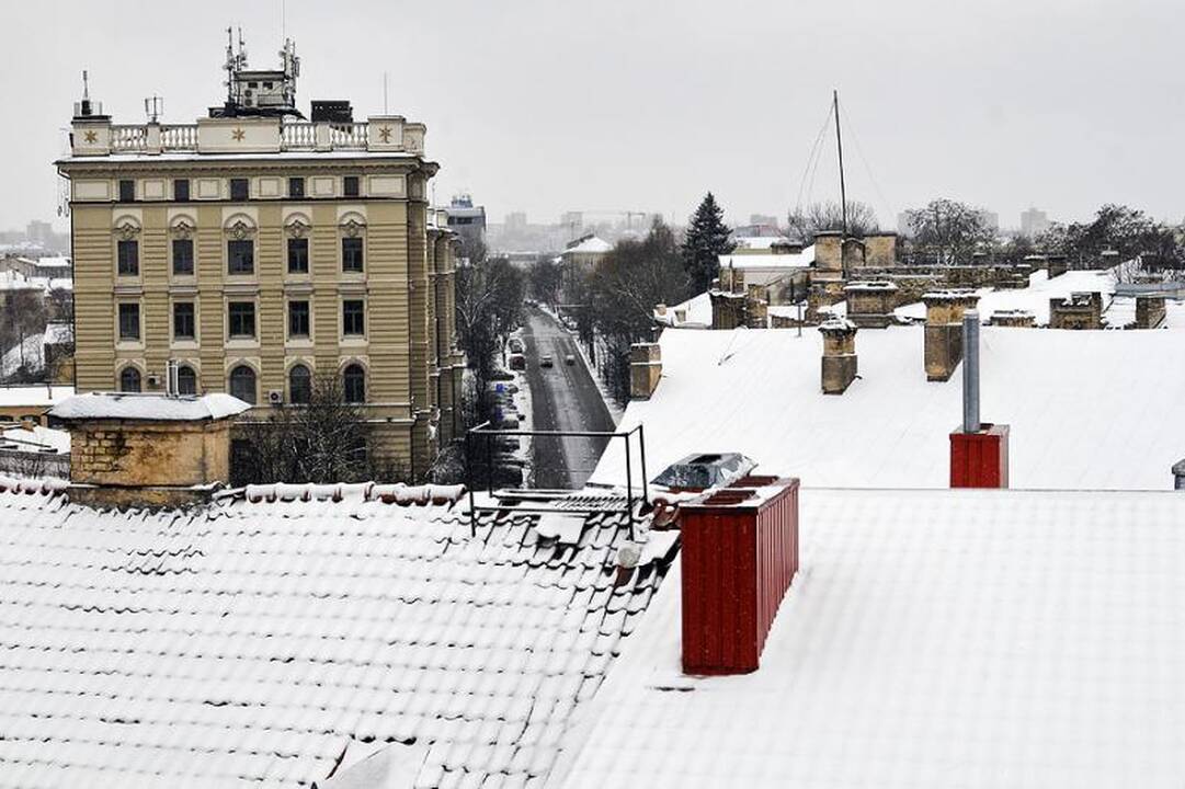 Balta žiema pagaliau atėjo ir į Vilniaus kiemus