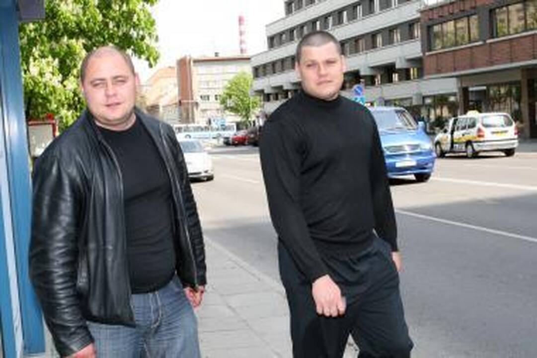Patruliai išgelbėjo skendusį vyrą