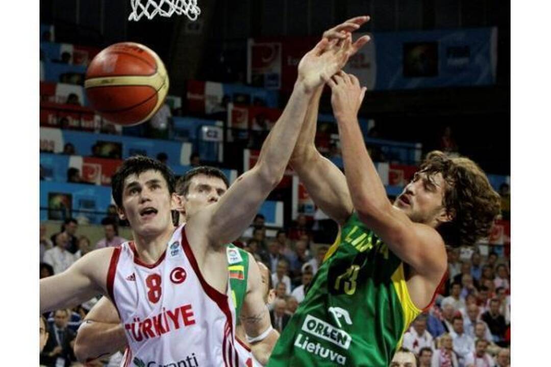 Europos čempionato starte - Lietuvos krepšininkų nesėkmė