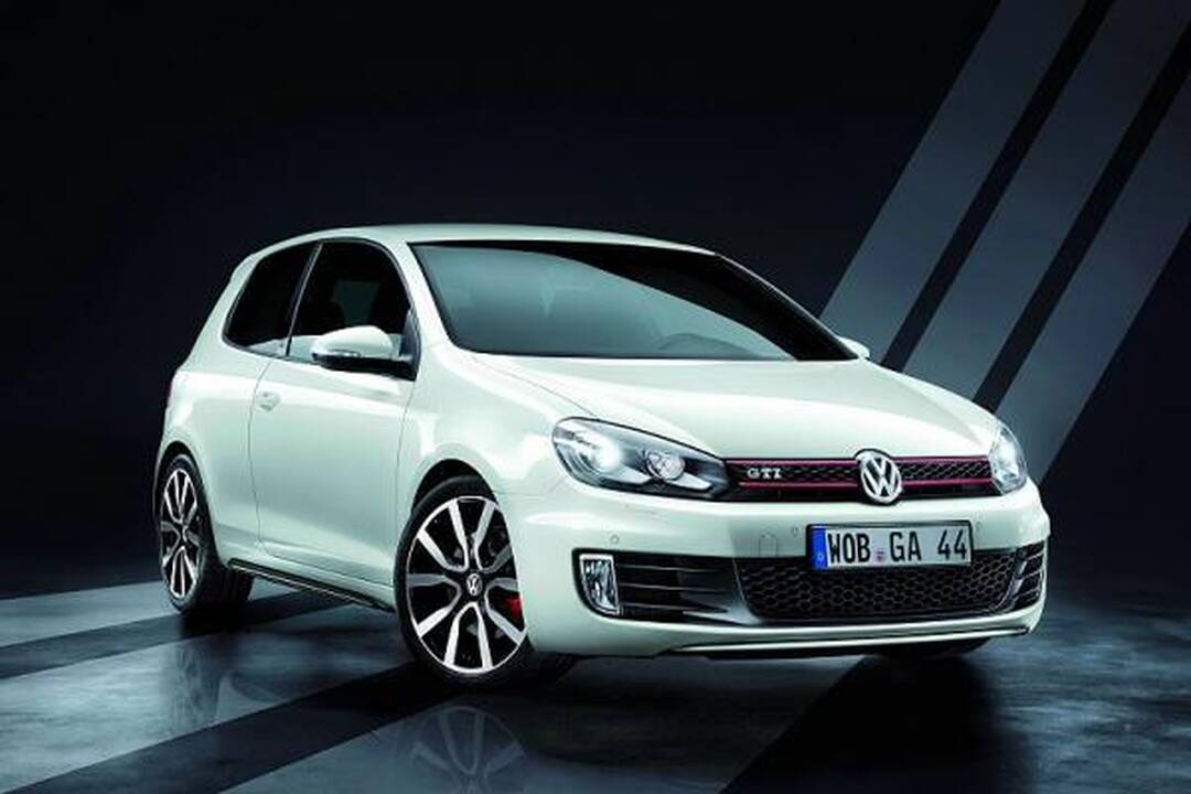 VW ir „Adidas“ sukūrė specialų „Golf GTI“