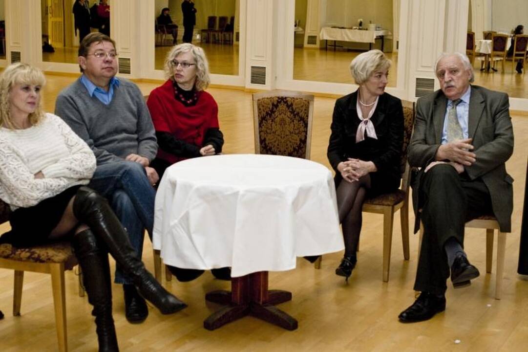 Politikos       naujokai:   neplanuojame būti vienadiene partija