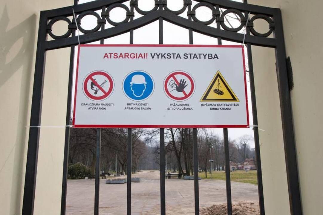 Sereikiškių parke - tinklų tiesimo darbai, archeologiniai kasinėjimai
