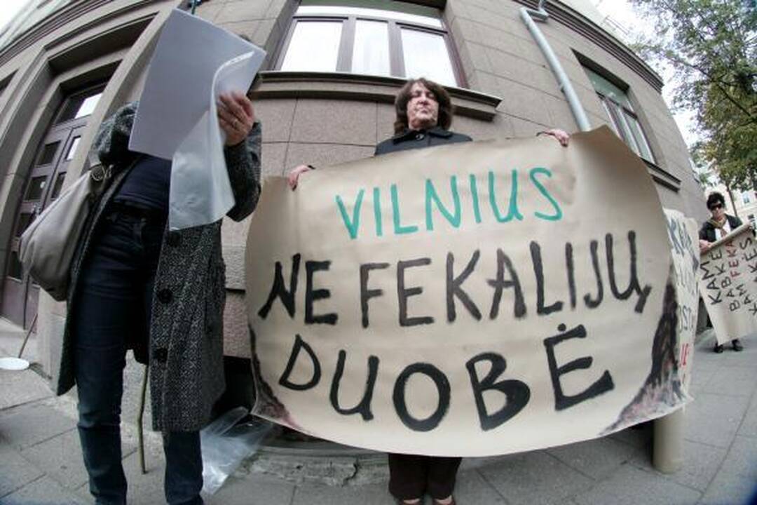 „Vilniaus vandenų“ vadovas: dumblo apdorojimo įrenginių projektas negali būti stabdomas