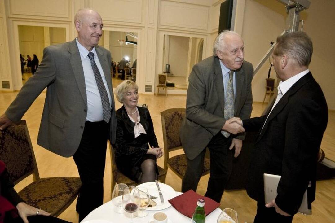 Politikos       naujokai:   neplanuojame būti vienadiene partija