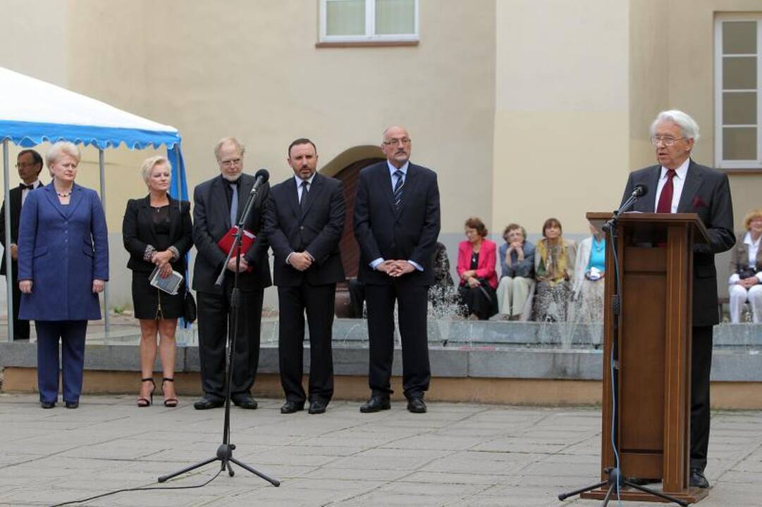 Č. Milošas - pasaulio pilietis, jungiantis lietuvių ir lenkų tautas 