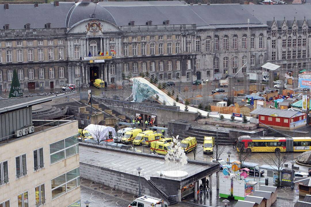 Belgijos miesto centre - mirtini sprogimai ir šūviai (atnaujinta)