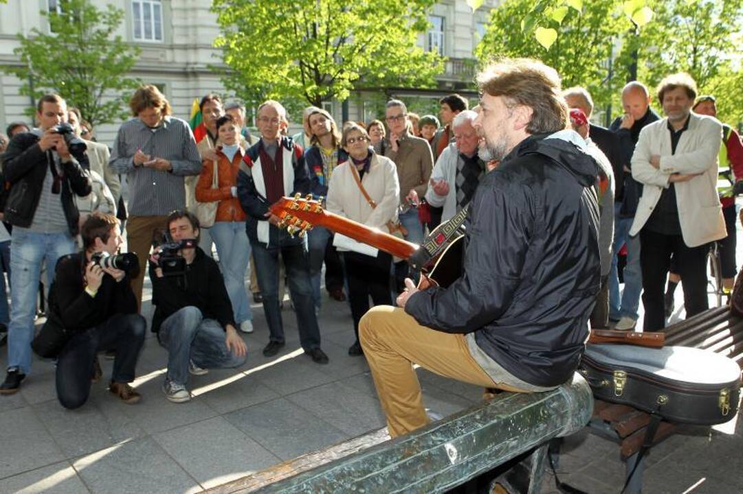 R.Kalantos aukos 40-ąsias metines sostinėje paminėjo menininkai 