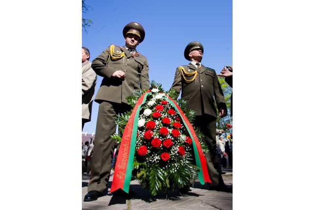 Vilniaus Antakalnio kapinėse pagerbtos Antrojo pasaulinio karo aukos