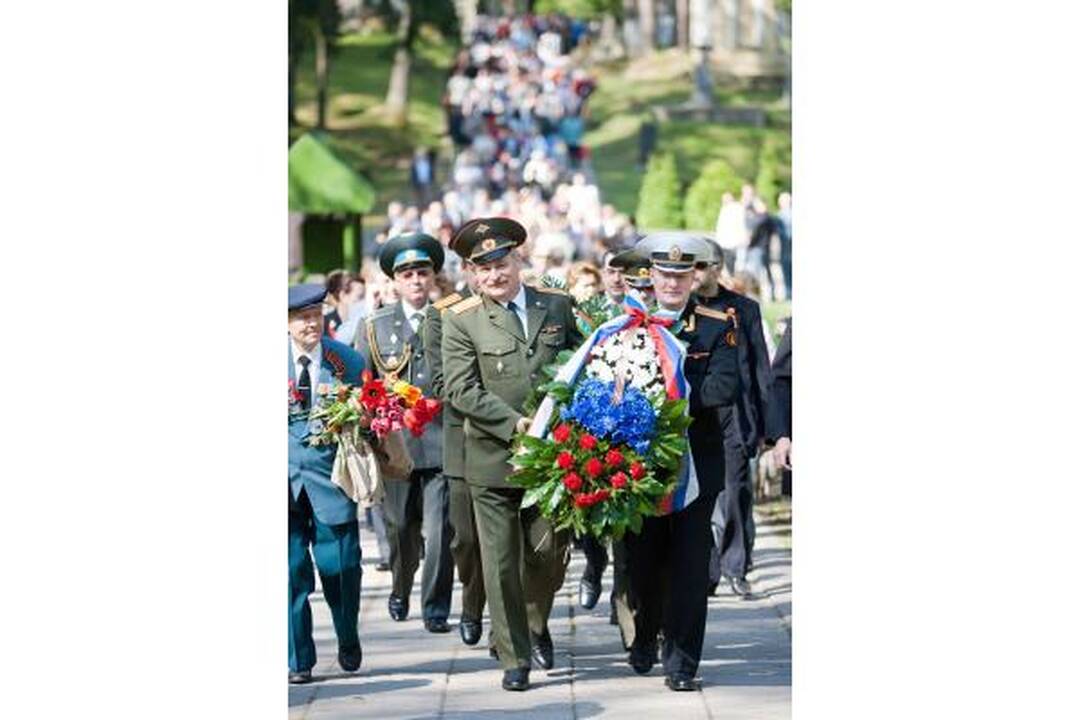 Vilniaus Antakalnio kapinėse pagerbtos Antrojo pasaulinio karo aukos