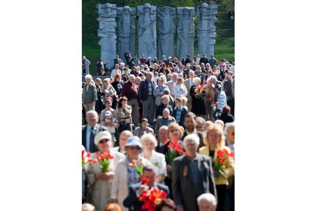 Vilniaus Antakalnio kapinėse pagerbtos Antrojo pasaulinio karo aukos