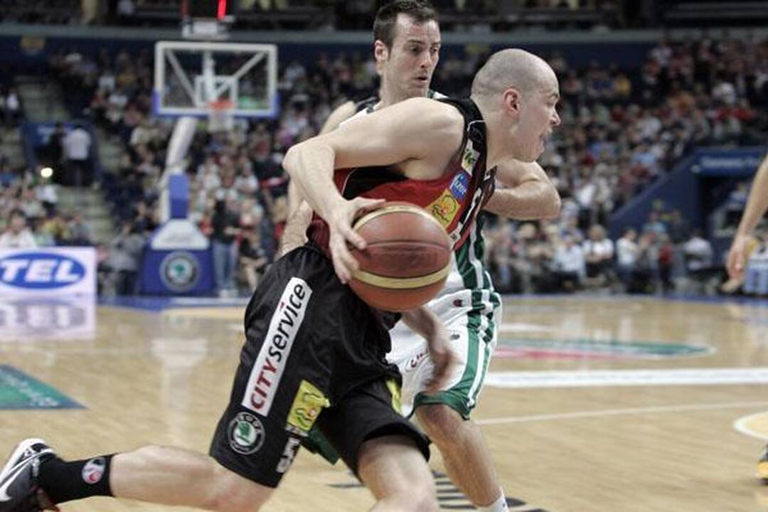 Galingai startavęs "Lietuvos rytas" įveikė "Žalgirį" 89:75 (papildyta)
