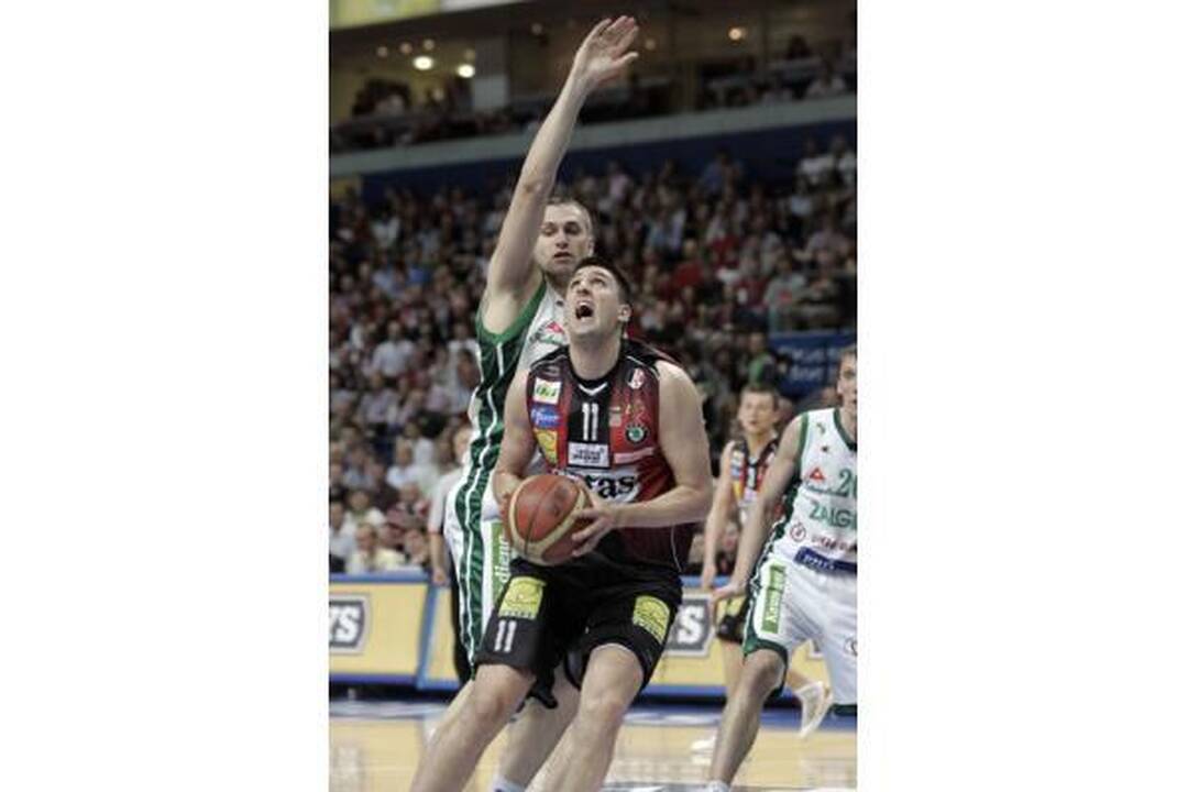 Galingai startavęs "Lietuvos rytas" įveikė "Žalgirį" 89:75 (papildyta)