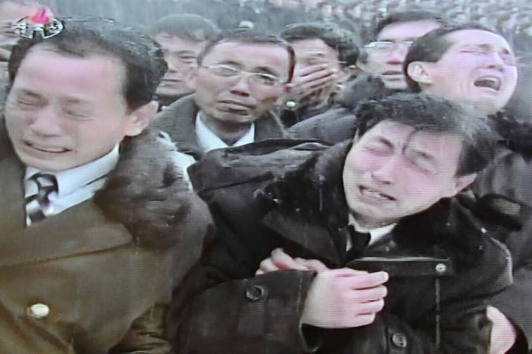Šiaurės Korėjoje laidojamas Kim Jong Ilas