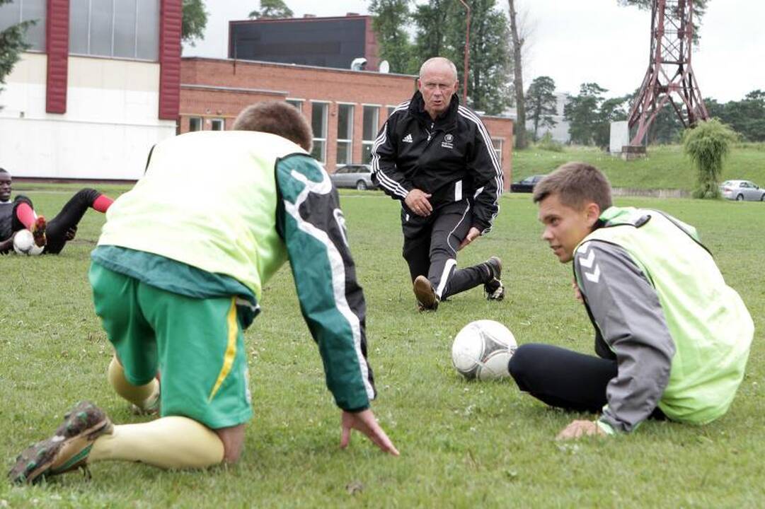 „Atlanto“ futbolo klube – trenerių pokyčiai ir viltingi planai