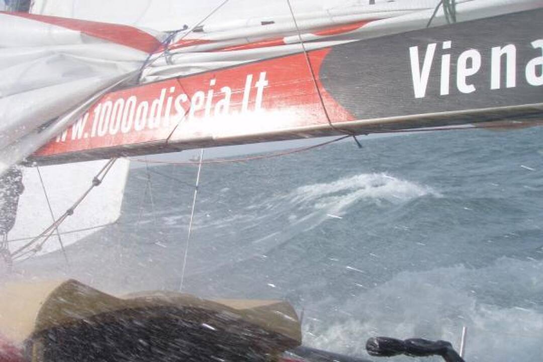 „Ambersail“ įgula įveikė pirmąjį etapą
