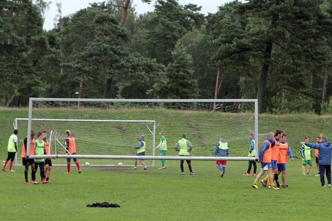„Atlanto“ futbolo klube – trenerių pokyčiai ir viltingi planai