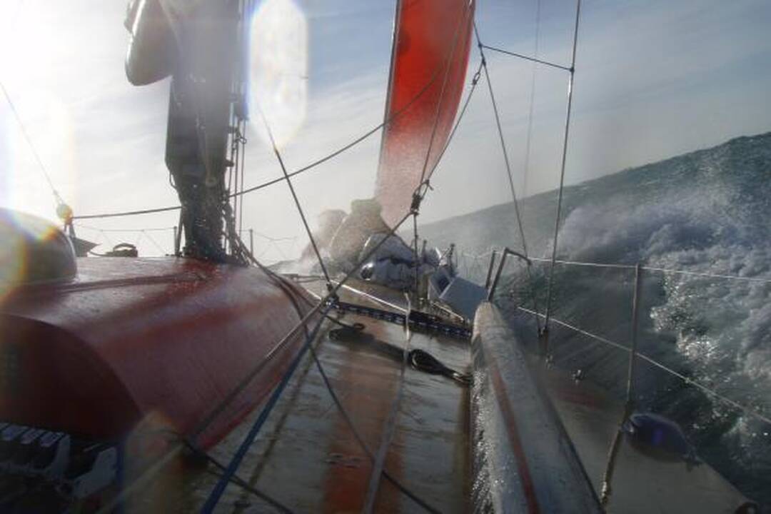 „Ambersail“ įgula įveikė pirmąjį etapą