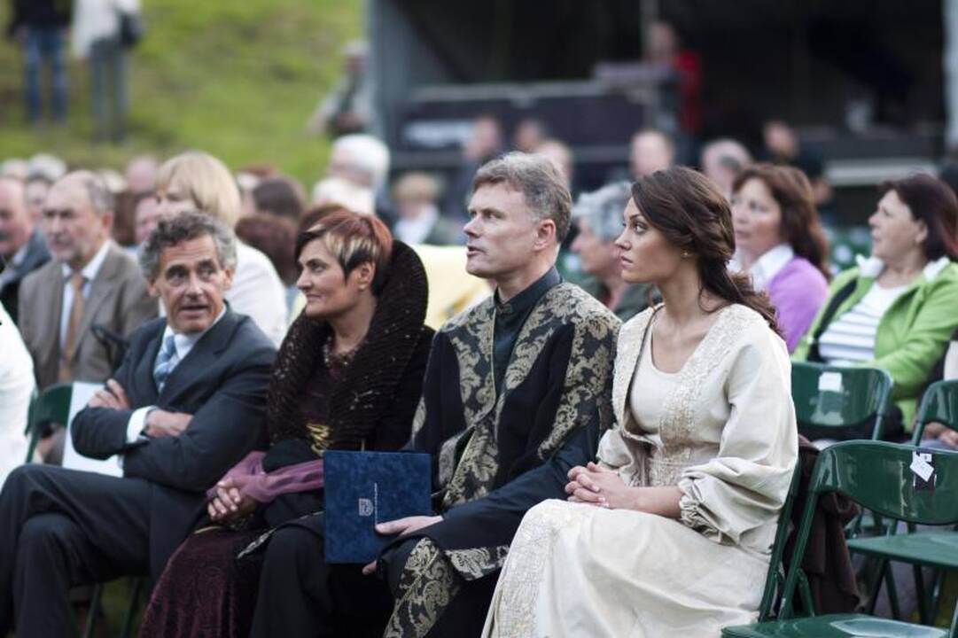 Tarptautinių Hanzos dienų atidaryme šėlo ir krepšininkai, ir gerbėjai
