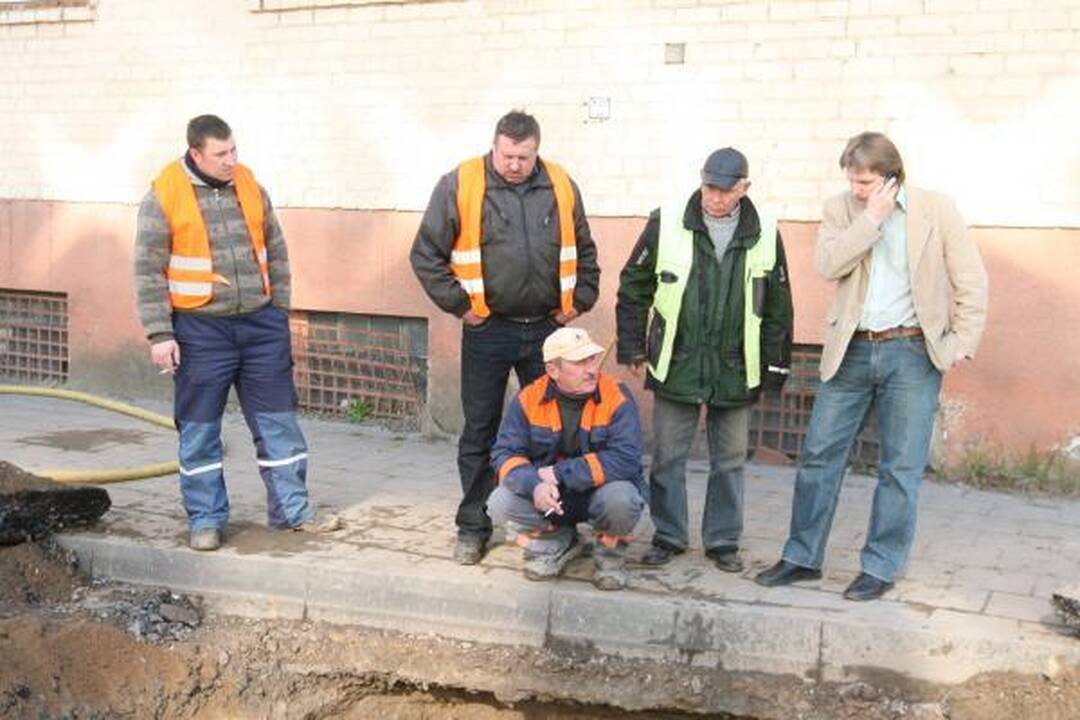 Vandentiekio avarija Minijos gatvėje sukėlė spūstis