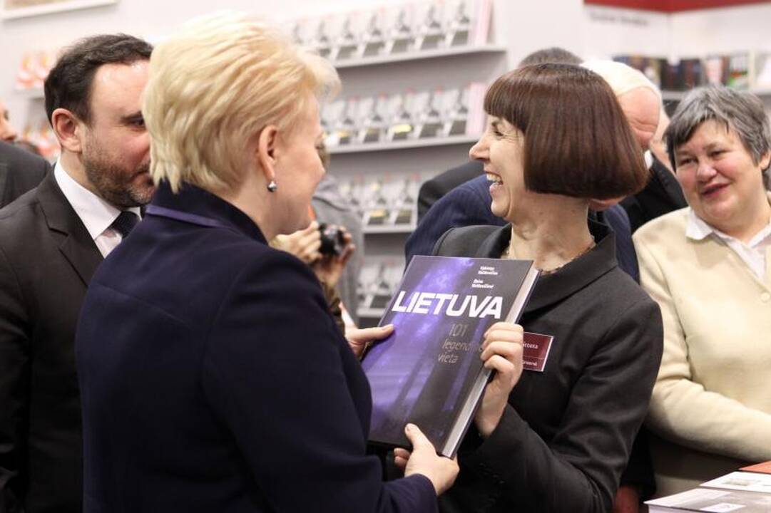 Prezidentė ir kultūros ministras atidarė 13-ąją Knygų mugę