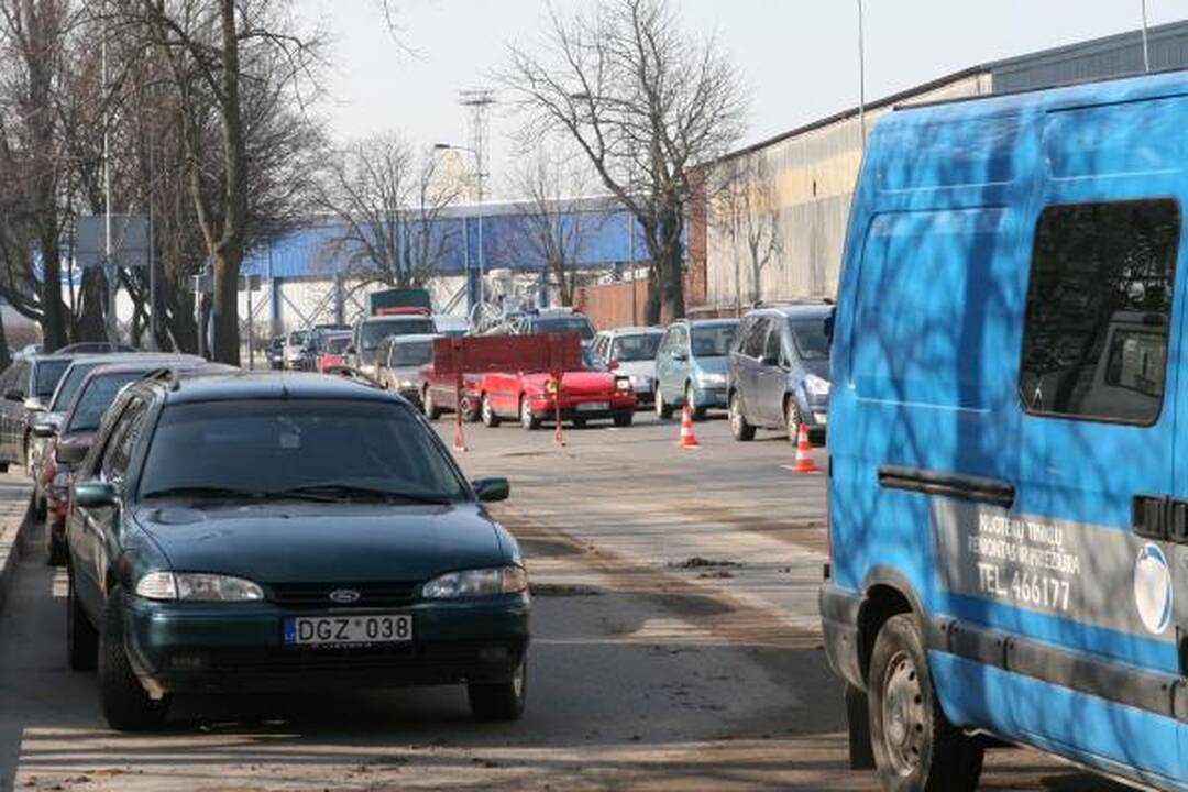 Vandentiekio avarija Minijos gatvėje sukėlė spūstis