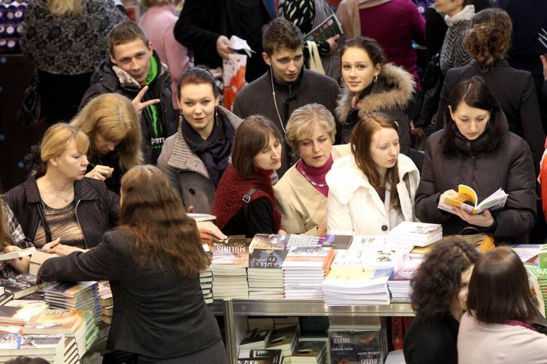 Prezidentė ir kultūros ministras atidarė 13-ąją Knygų mugę