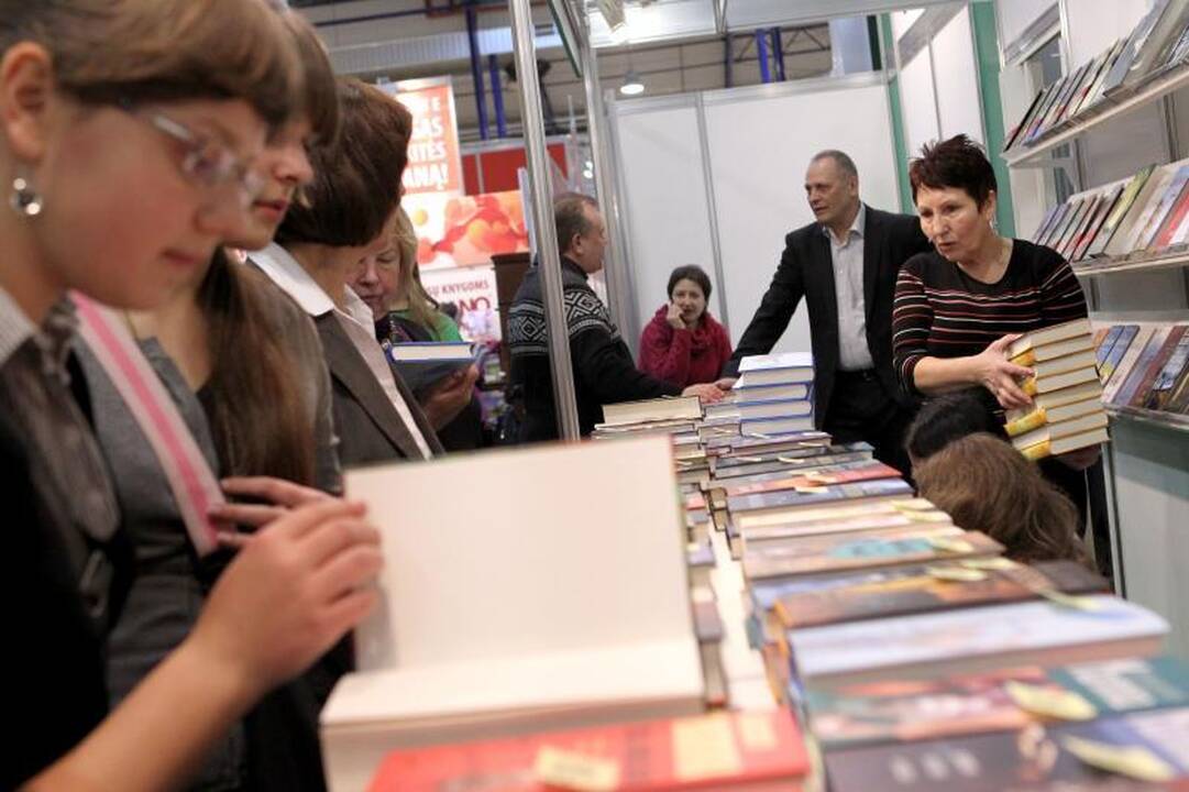 Prezidentė ir kultūros ministras atidarė 13-ąją Knygų mugę