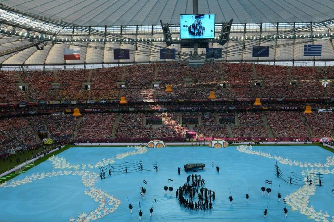 Prasidėjo Europos futbolo čempionatas (specialiai iš Varšuvos)