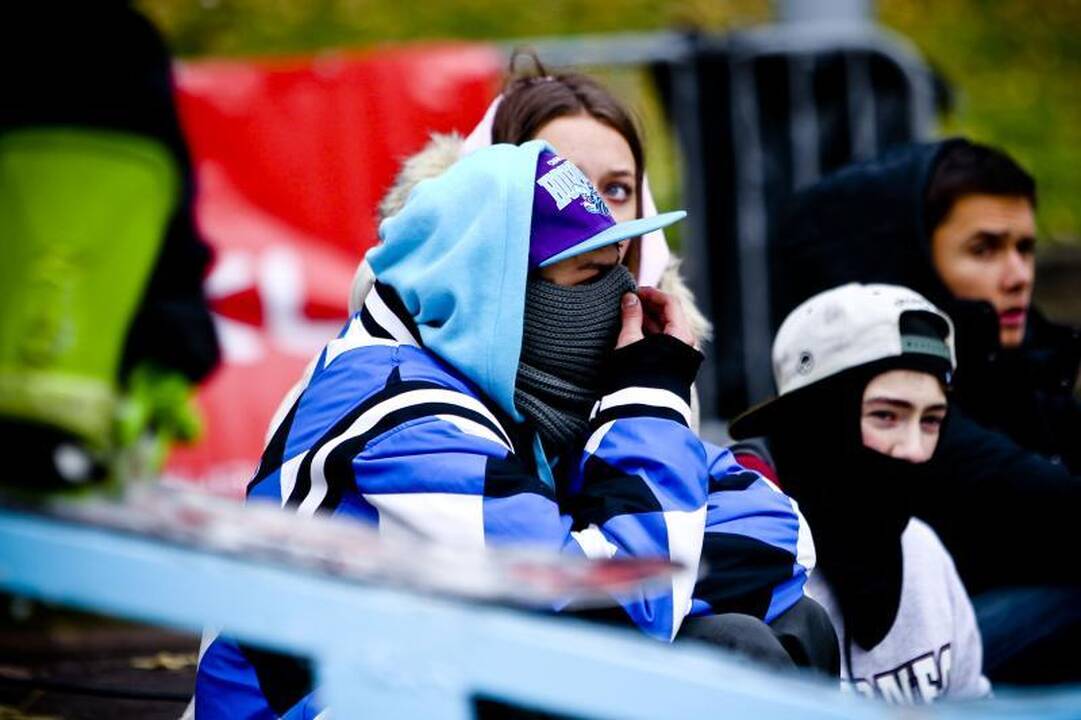 Snieglentininkų triukai - sostinėje surengtose varžybose