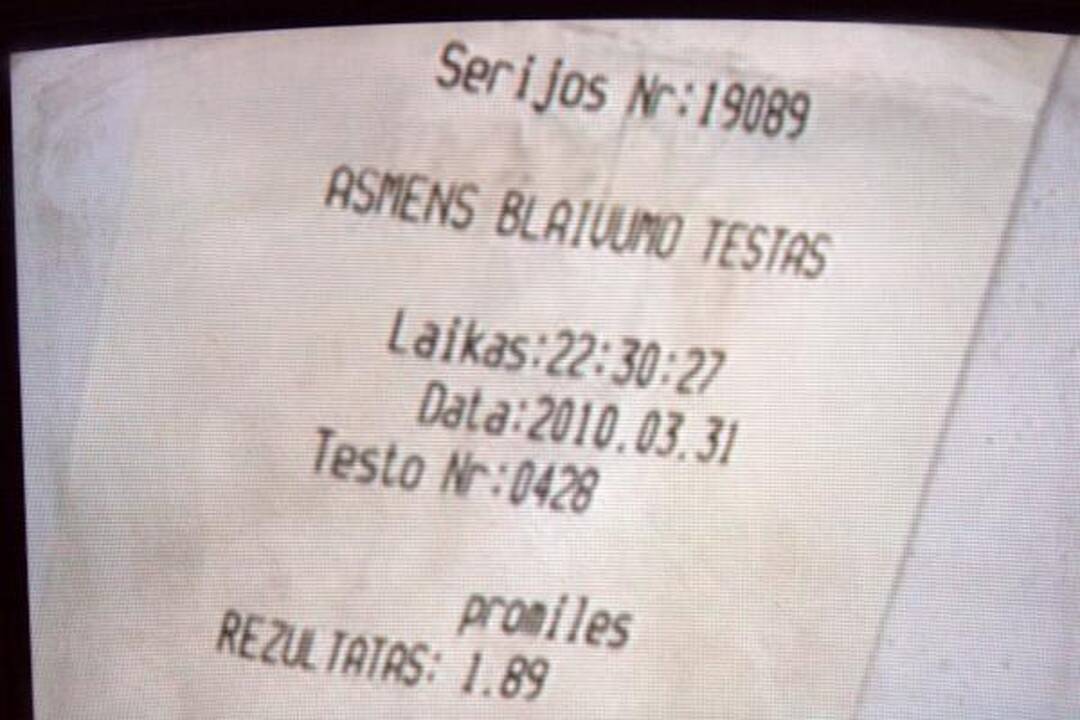 Įkaušęs klebonas važiavo priešpriešine greitkelio juosta