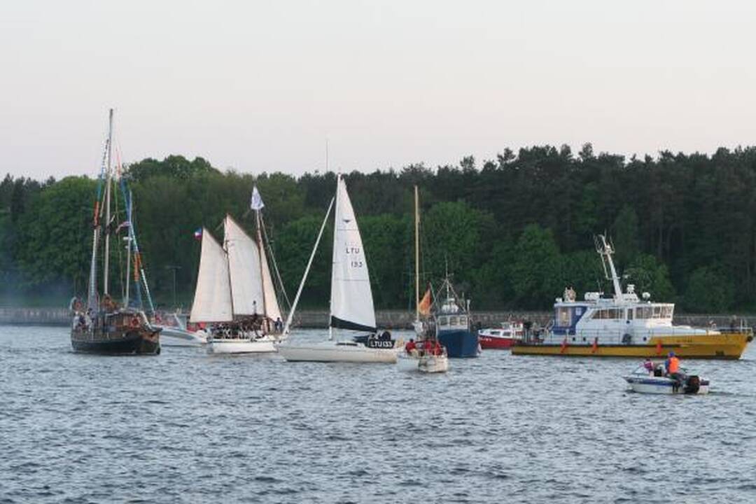 Laivų paradas: fiesta su trenksmais