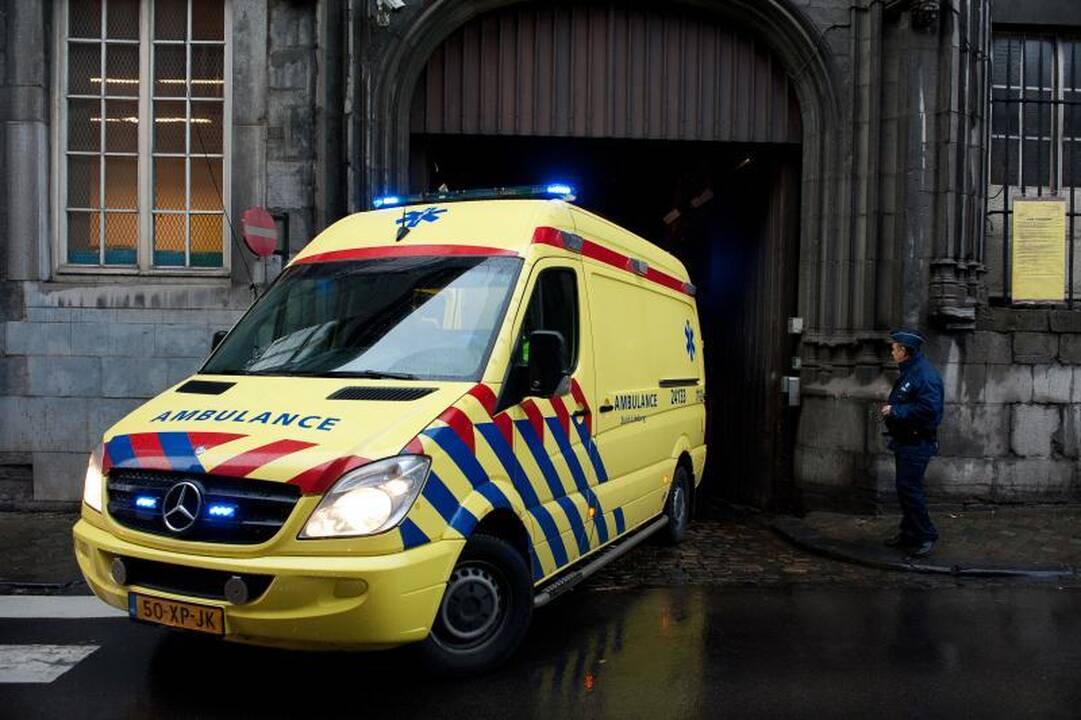 Belgijos miesto centre - mirtini sprogimai ir šūviai (atnaujinta)