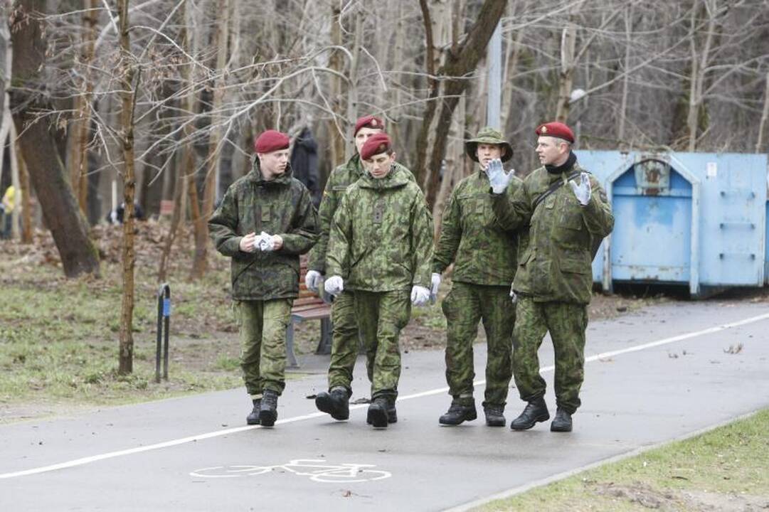 Klaipėdos Jūros parką švarino talkininkai