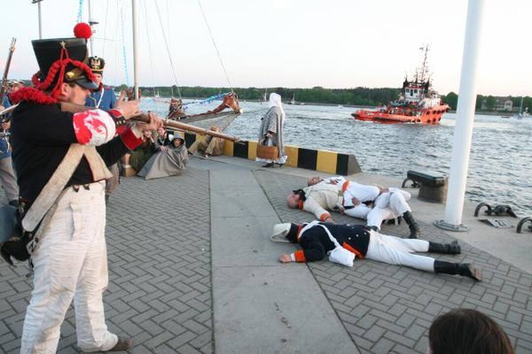 Laivų paradas: fiesta su trenksmais