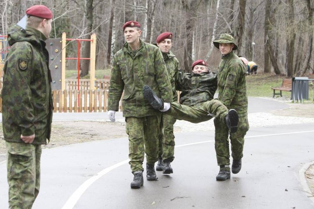 Klaipėdos Jūros parką švarino talkininkai