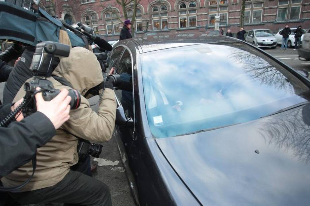 Prancūzijos policija D.Straussą-Kahną išlaikė per naktį