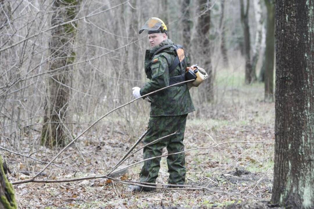 Klaipėdos Jūros parką švarino talkininkai